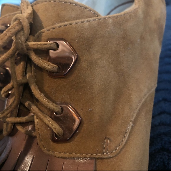 Michael Kors suede leather 7 1/2 platform wedge - Picture 4 of 6